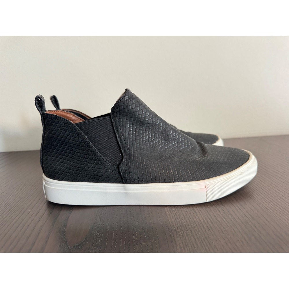 Report Axel Slip On Sneakers Women 8.5 Black Snakeskin Textured Platform